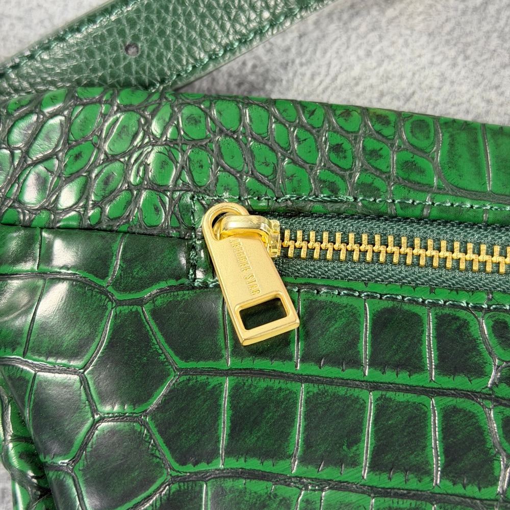 Jeffree Star Green Crocodile Embossed Waist Bag Crossbody Gold Star Logo - Picture 7 of 9